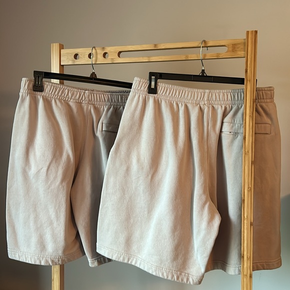Set of 2 Men’s Large Nike Shorts - Picture 5 of 5
